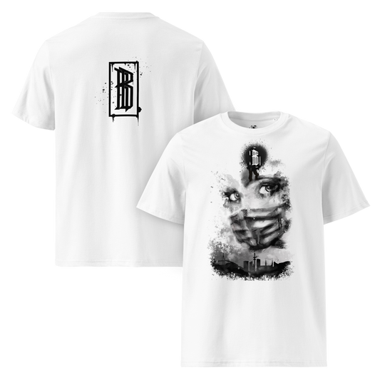 T-Shirt Frau mit Maske über Hamburger Skyline